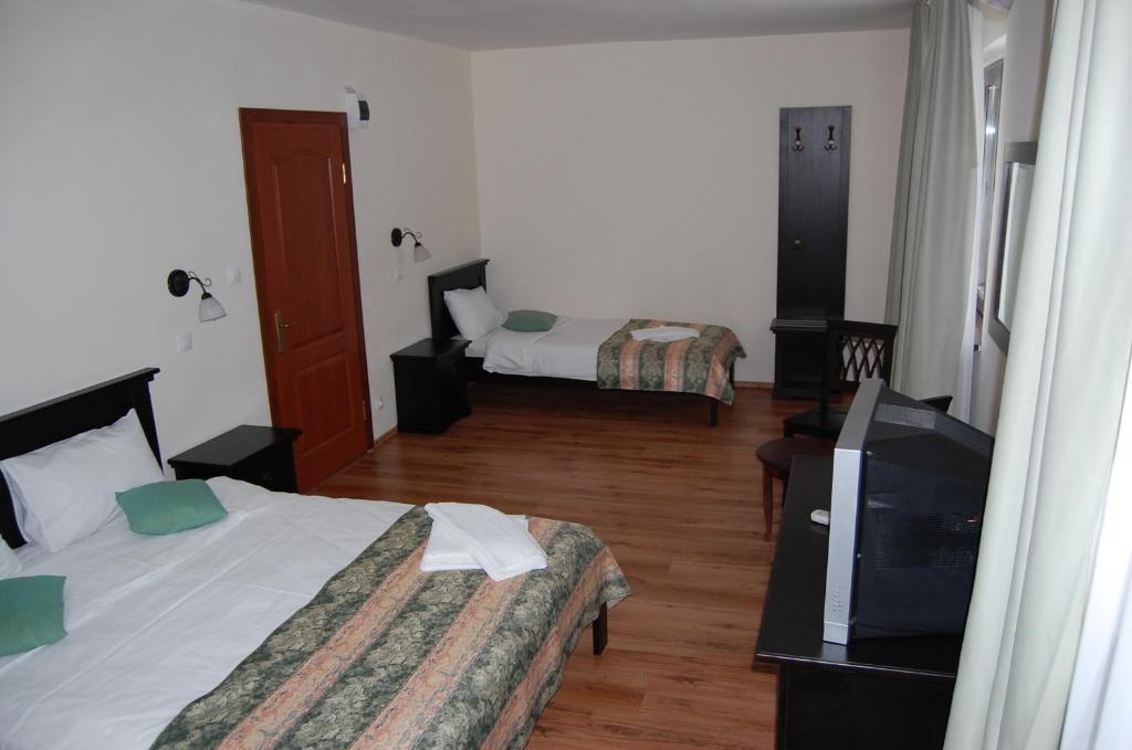 Complexul Turistic Cheile Butii Hotel Cimpu lui Neag Room photo
