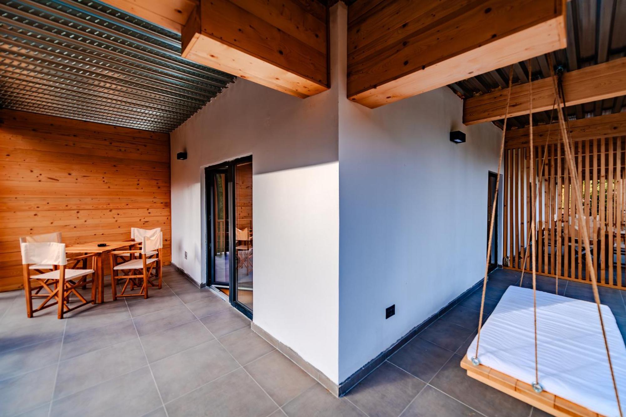 Complexul Turistic Cheile Butii Hotel Cimpu lui Neag Exterior photo